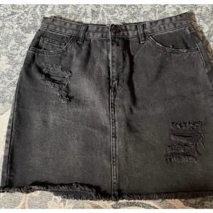Refuge size large black Mini skirt